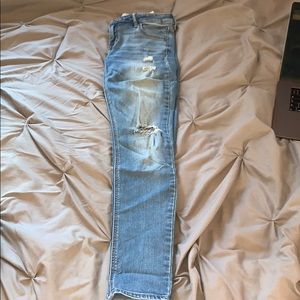 Mid rise Hollister jeans
